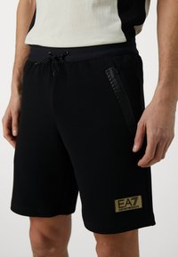 EA7 Emporio Armani Pantaloni sportivi - nero