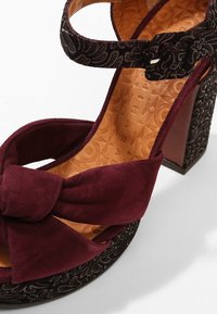 Chie Mihara Sandalen met hoge hak - bordeaux