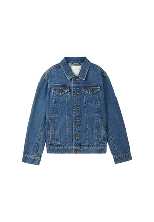 Blå denimjakke med knaplukning foran, spids krave og to brystlommer. Indeholder syningsdetaljer og lange ærmer.