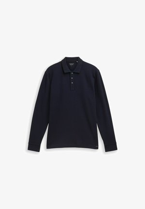 Koszula polo z długim rękawem w ciemnym granacie. Posiada teksturowany materiał, kołnierzyk zapinany na trzy guziki oraz dopasowane mankiety. Prosty, klasyczny design.