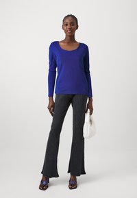 ONLY CHOICE L/S 2-WAY OVAL NECK BOX JRS - Hosszú ujjú felső - sodalite blue