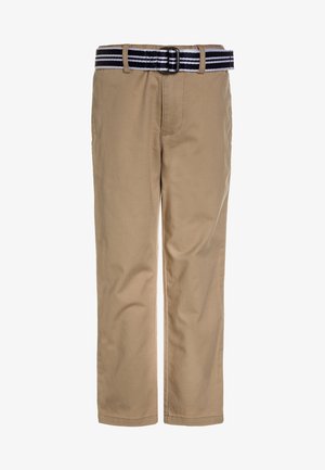 Hellbraune Hose mit geradem Bein und einem schwarz-weiß gestreiften Gürtel, der durch Gürtelschlaufen geführt ist.