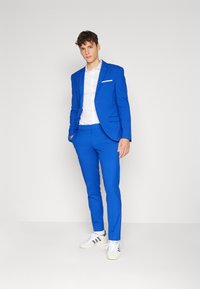 Isaac Dewhirst THE FASHION SUIT SET - Uzvalks - grey