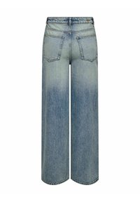 Lichtblauwe denimjeans met een wijde pijp, een middelhoge taille en vijf zakken. Subtiele vervaging langs de benen verhoogt de textuur.