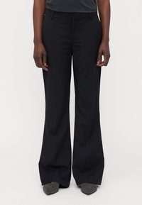 Gina Tricot Tall RELAXED TROUSERS - Pantaloni - black