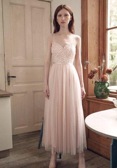 Needle & Thread TEMPEST BODICE CAMI GOWN - Roupa de cerimónia - petal pink