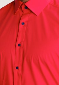 OLYMP Level Five Hemd - red