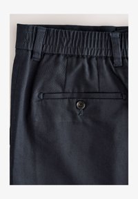 Nevybrané, navy