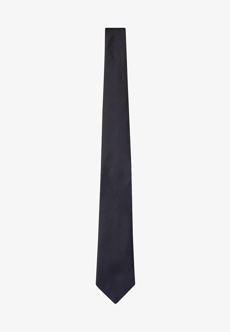 Cravatta blu navy con finitura texturizzata, forma stretta e punta affilata. Presenta un motivo sottile per una maggiore profondità. Il tessuto è liscio e elegante.