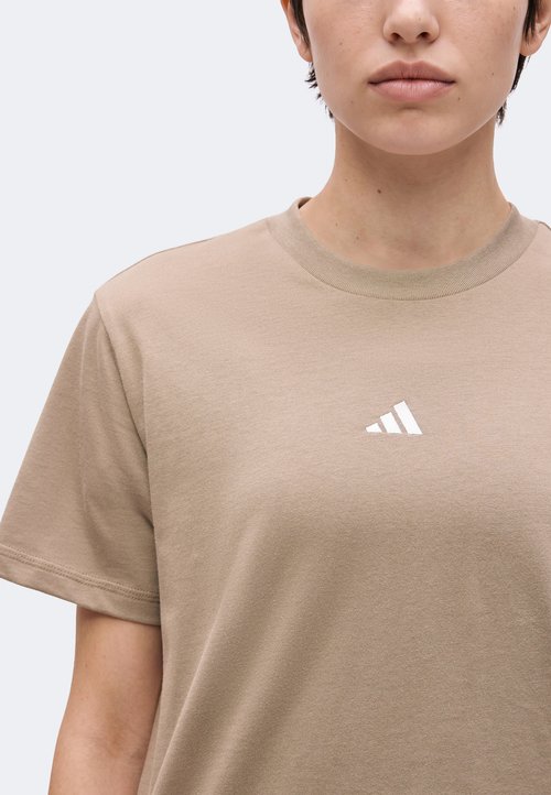 adidas ESSENTIALS SMALL LOGO - Basic T-shirt - khaki six/white — foto 6