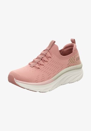 Helle pink gestrickte Sneaker mit einem strukturierten Design, elastischen Schnürsenkeln, dämpfender Zwischensohle und dezentem Branding-Detail an der Seite.