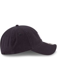Thumbnail Image 3