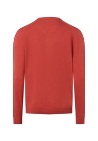 Roter gestrickter Pullover mit rundem Ausschnitt, langen Ärmeln, gerippten Bündchen und Saum sowie glatter Textur. Einfaches Design ohne sichtbare Muster.