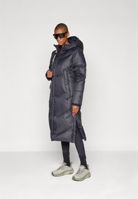 Burton LONG PARKA - Dunfrakker - true black
