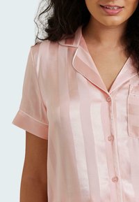 Chelsea Peers JACQUARD STRIPE SET - Pijama - pink