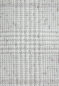 Vævet tekstil med et struktureret mønster i lyse grå og hvide nuancer, med et gitterlignende design med varierende trådtykkelse.