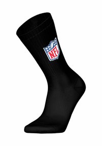 Calcetín deportivo negro con un diseño acanalado y un logo bordado de la NFL en rojo, blanco y azul en el lado exterior.