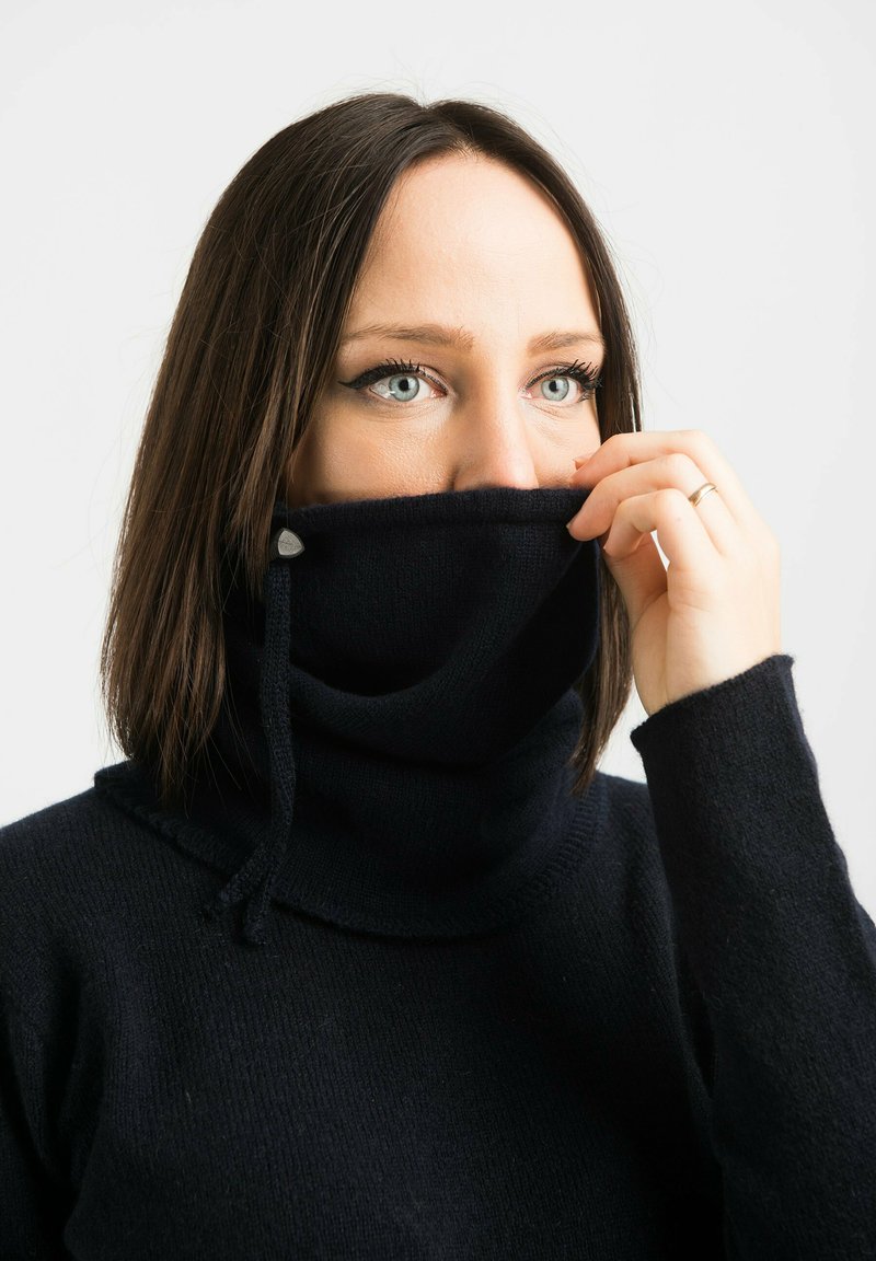 Dalle Piane Cashmere Kruhová šála - blue