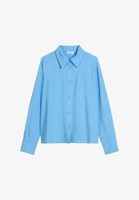 Ausgewählt, azure sky