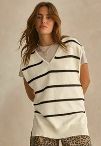 Next V-NECK REGULAR FIT - Tricou cu imprimeu - ecru black stripe