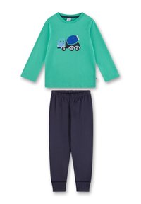 Grünes Langarmshirt mit einem blauen Lastwagen-Graphic, kombiniert mit dunkelblauen elastischen Bundhosen. Aus Baumwolle; lässiges Design.