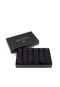 Scatola regalo nera contenente sei slip da uomo in vari motivi scuri, caratterizzati da un tessuto liscio e logo sulla vita.