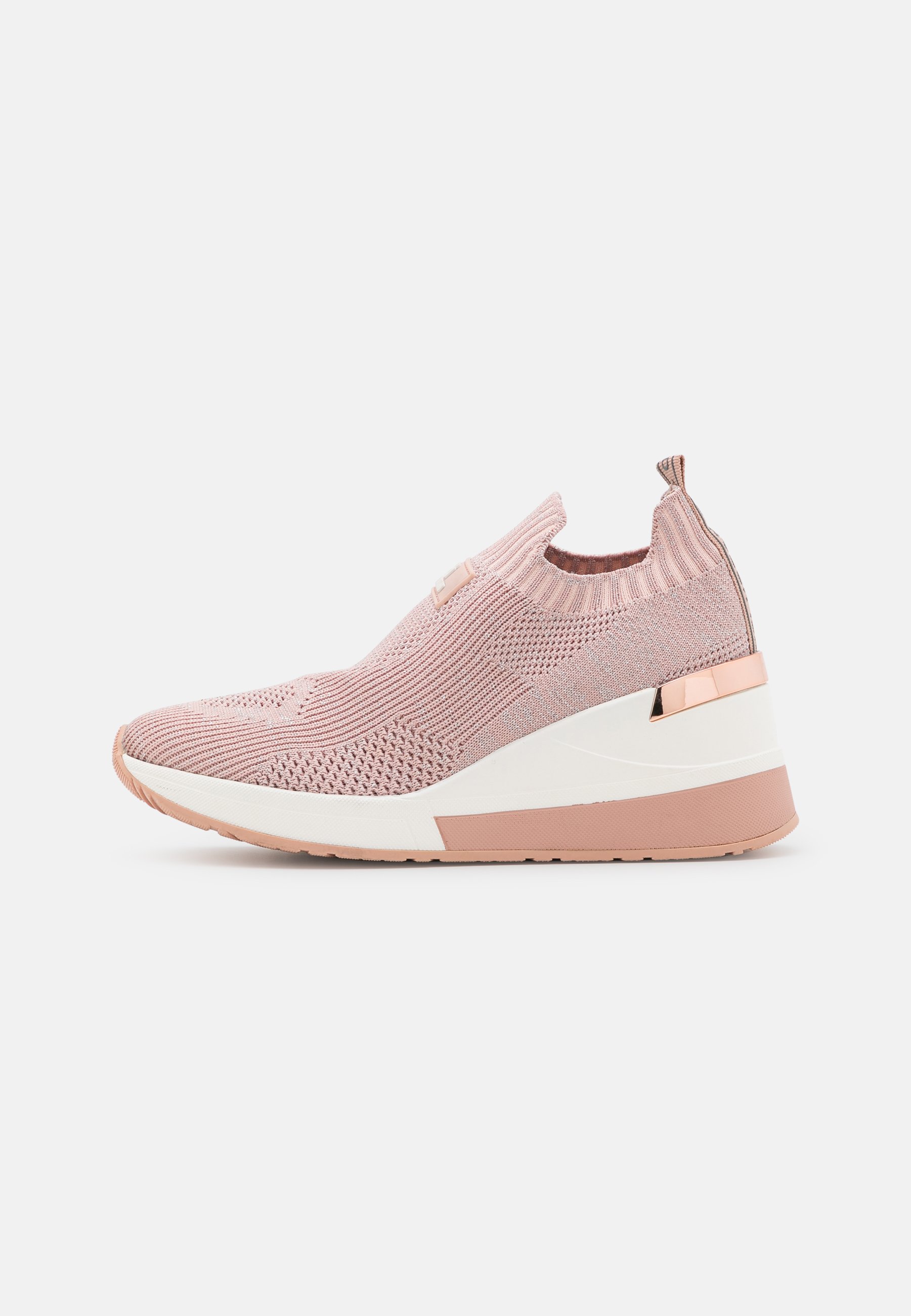 XTI Zapatillas - nude - Zalando.es