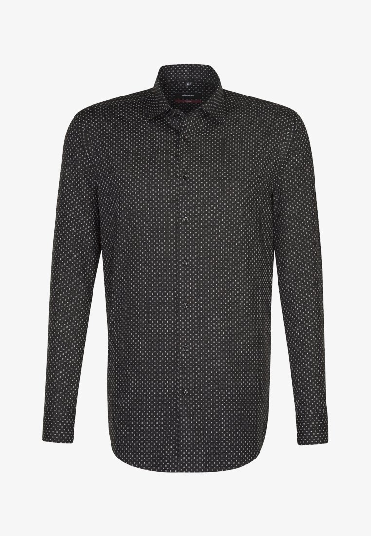 Schwarzes Button-up-Hemd mit langen Ärmeln, das ein weißes Punktmuster aufweist. Es hat einen Kragen und eine Brusttasche. Glatte Stofftextur.
