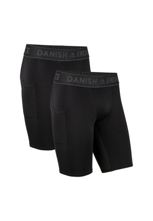 Pantalones cortos deportivos negros que cuentan con una amplia cinturilla elástica con la marca "Danish Endurance" y bolsillos laterales. Material suave y elástico.