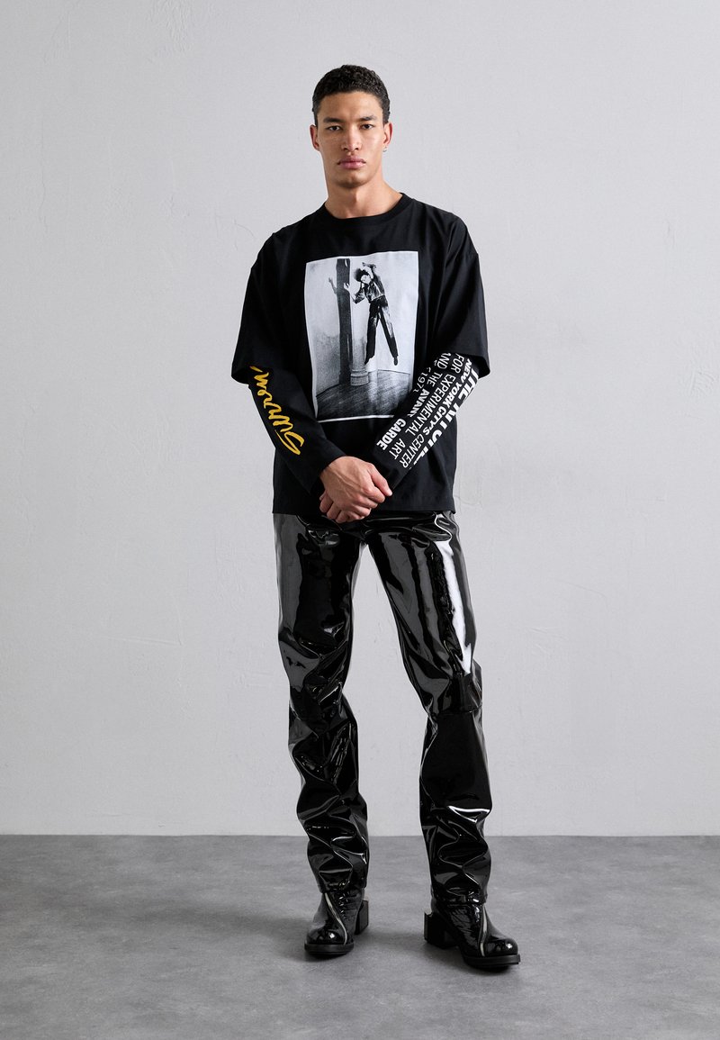 Maglia uomo Nottingham manica lunga con collo lupetto in caldo cotone