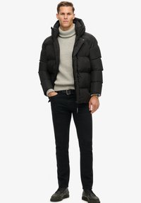 Superdry & Co FIVE BAFFLE SPORTS  - Giacca invernale - schwarz