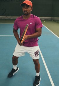 Nike Performance HERITAGE SHORT - Calções desportivos - white/black/hot fuchsia