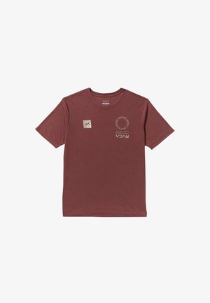 Bordeaux katoenen T-shirt met ronde hals, korte mouwen en geprinte logo's in crème. Beschikt over een gestructureerde stof en een normale pasvorm.