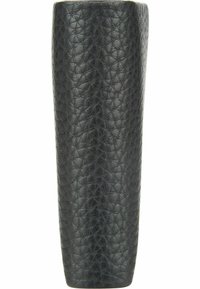 Portapenne in pelle nera con superficie texture, forma cilindrica e bordi arrotondati, caratterizzato da un design stampato per una presa migliore.