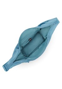 Blå tygbältesväska med dragkedjestängning; insidan har en slät foder och en liten dragkedjeficka för organisering.