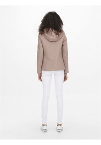 ONLY ONLNEWSEDONA LIGHT SHORT JACKET  - Giacca leggera - mocha mousse melange