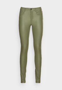 Olivově zelené skinny kalhoty vyrobené z hladkého, elastického materiálu. Mají pět kapes, zapínání na přední knoflík a jemné švy.