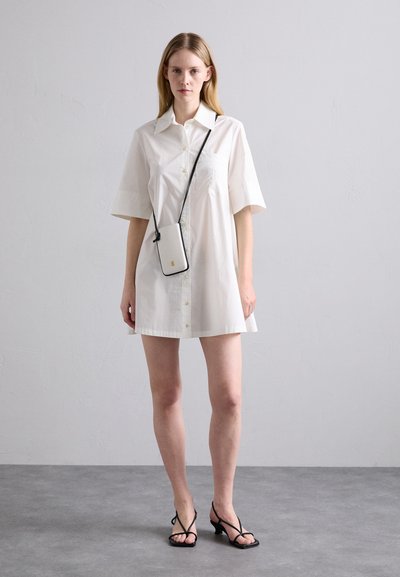 By Malene Birger AYA PHONE - Telefono krepšelis - black/white