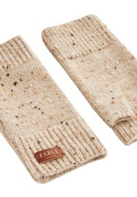 Pletene rokavice brez prstov iz bež volne s pikanim teksturiranjem. Imajo rebraste manšete in rjavo usnjeno oznako z vtisnjenim besedilom.