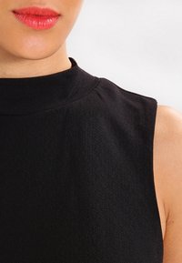 Banana Republic Top - black