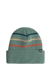 Gorro de punto en verde azulado con un puño acanalado, presenta rayas horizontales en azul marino, beige y naranja. Hecho de una tela texturizada.
