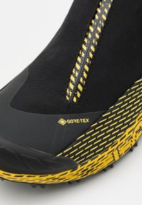 La Sportiva CYKLON CROSS GORE TEX Scarpe da trail running