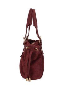 Petit sac seau en daim bourgogne avec fermeture à cordon, œillets dorés et courtes poignées doubles sur fond blanc.