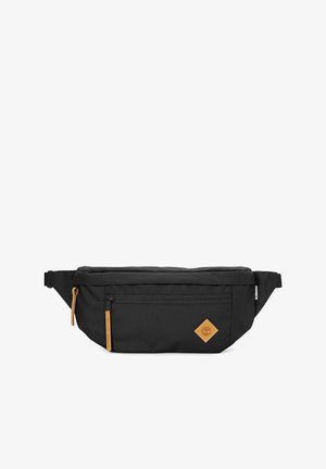 Marsupio nero in tessuto con design piatto, dotato di una tasca frontale con zip, dettagli in pelle e una patch a logo a forma di diamante.