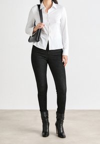 BOSS Hemdbluse - white