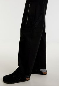 EDITED Relaxed fit -farkut - black