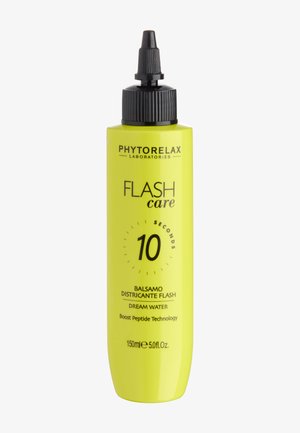 Żółta butelka kuracji do włosów Phytorelax Flash Care Dream Water z czarną spiczastą nakrętką, zawierająca 150 ml.