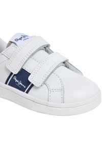 Pepe Jeans Beebijalatsid - white