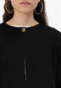 Vero Moda VMMARINA O NECK BOO - Gilet - black