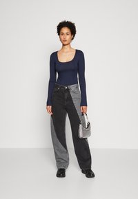 Gina Tricot SOFT TOUCH  - Langarmshirt - black iris